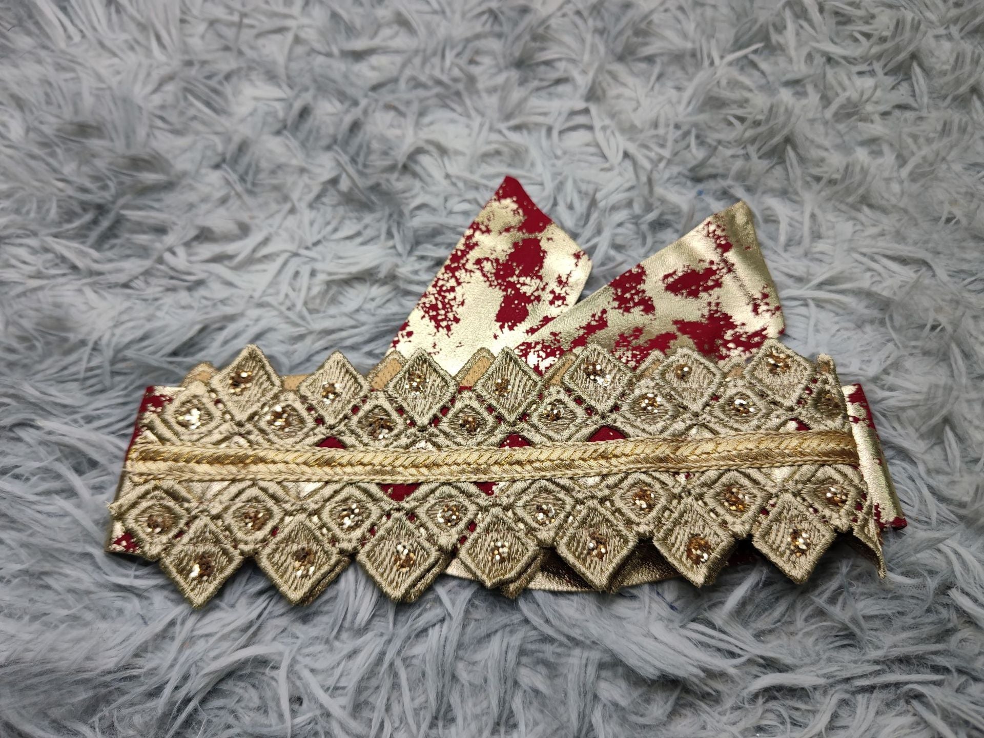 جلابية دراعة تشجير ذهبي مع تطريز - Lagonna | لاقونا جلابية دراعة تشجير ذهبي مع تطريز - Lagonna | لاقونا