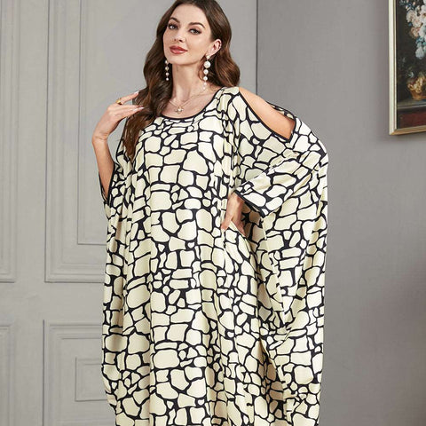 جلابية تصميم خليجي قطنية باكمام عريان طويلة جلابية تصميم خليجي قطنية باكمام عريان طويلة