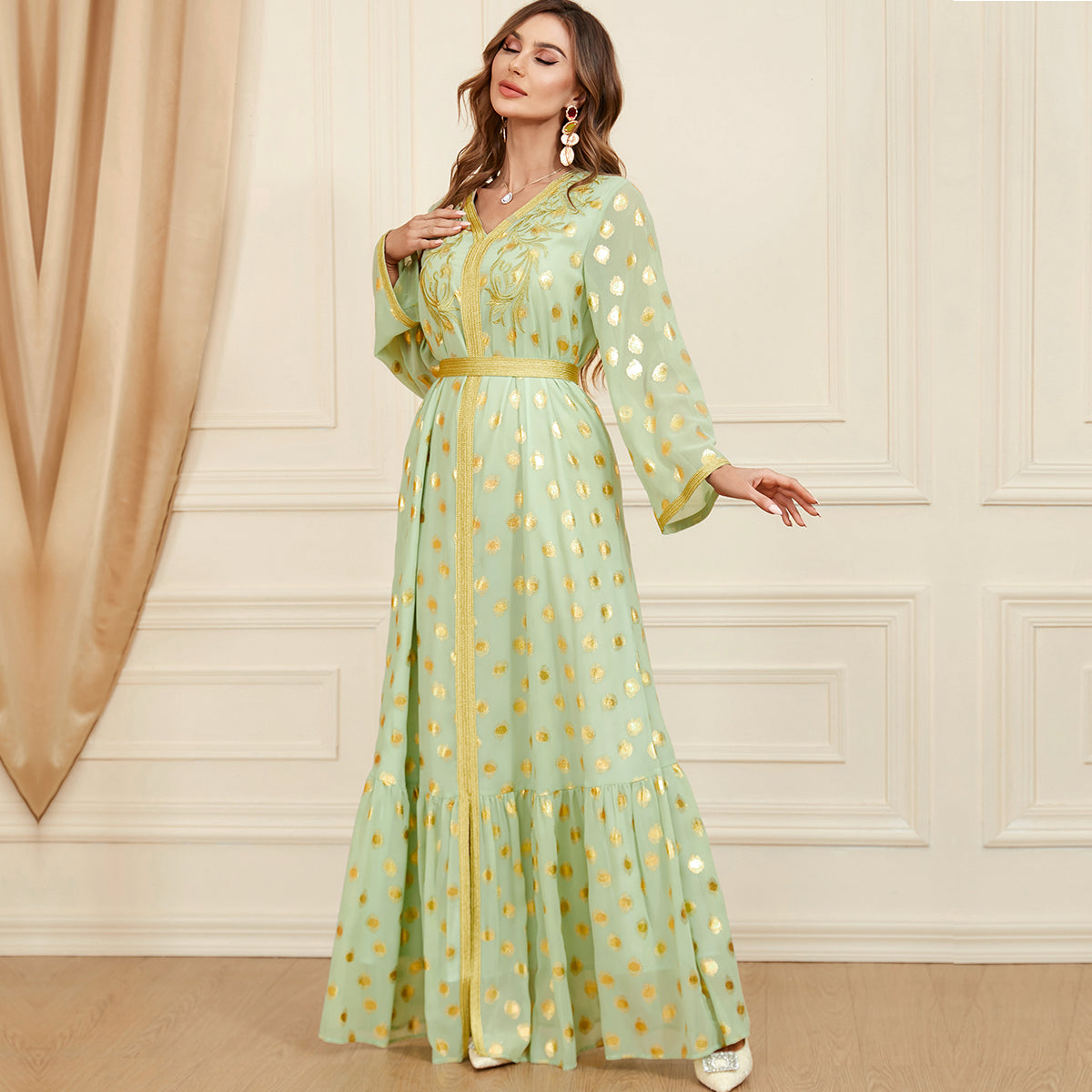 جلابية قفطان تطريز مذهب كشكش - Lagonna | لاقونا جلابية قفطان تطريز مذهب كشكش - Lagonna | لاقونا