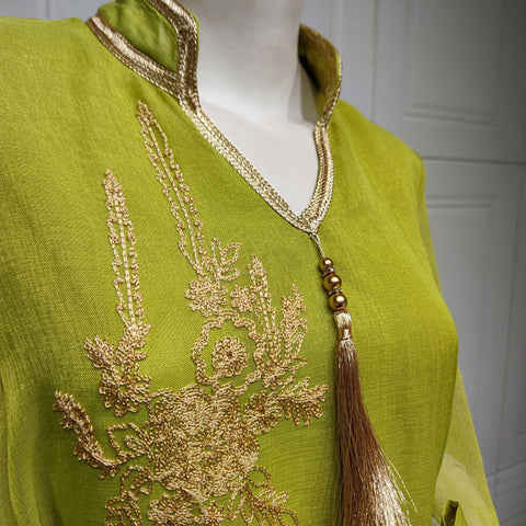 جلابية عصرية مطرزة تنورة كشكش - Lagonna | لاقونا جلابية عصرية مطرزة تنورة كشكش - Lagonna | لاقونا