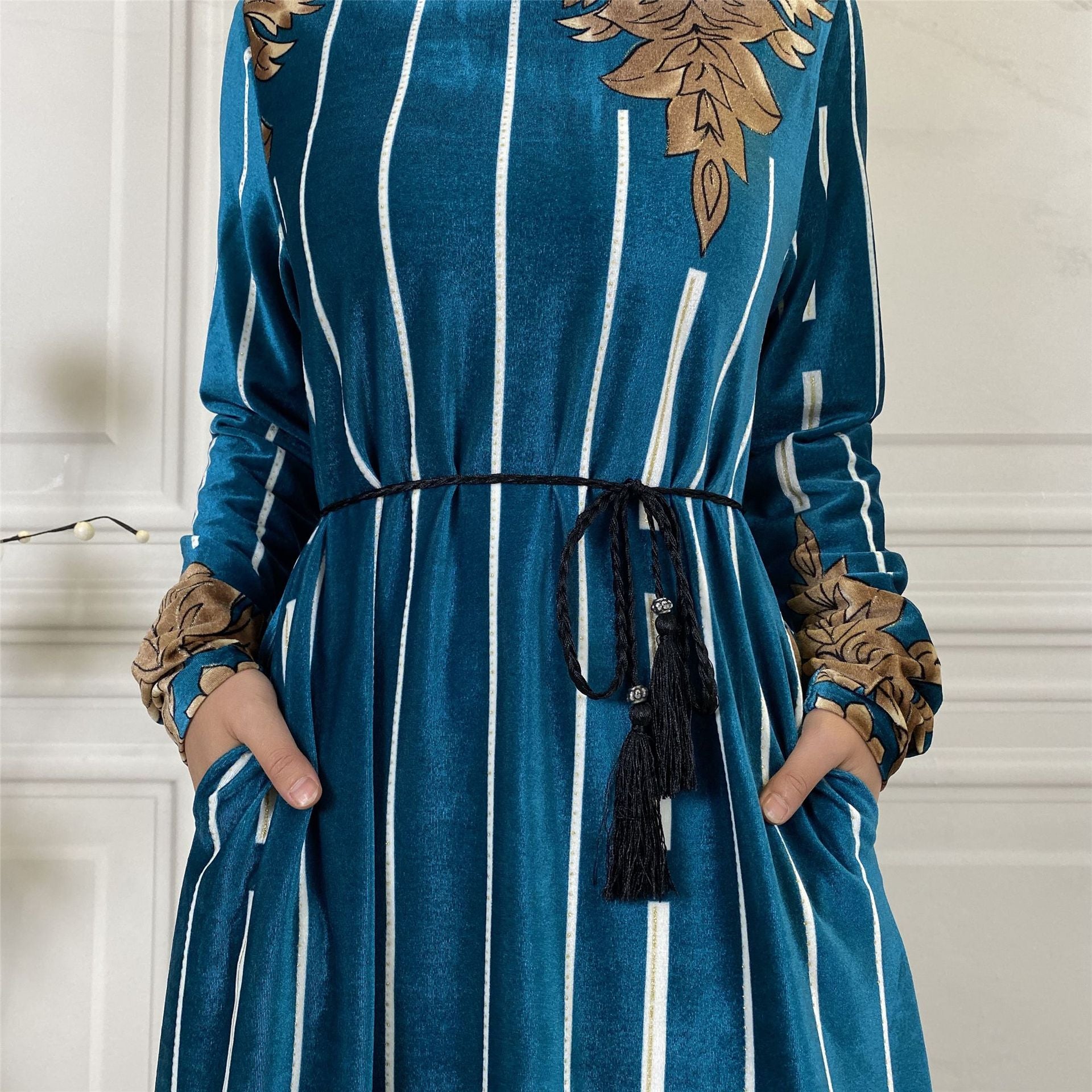 جلابية دراعة مطرزة للمناسبات - Lagonna | لاقونا جلابية دراعة مطرزة للمناسبات - Lagonna | لاقونا