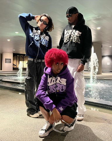 هودي كاجوال شبابي - طباعة حروف بارزة - ستايل هيب هوب هودي كاجوال شبابي - طباعة حروف بارزة - ستايل هيب هوب