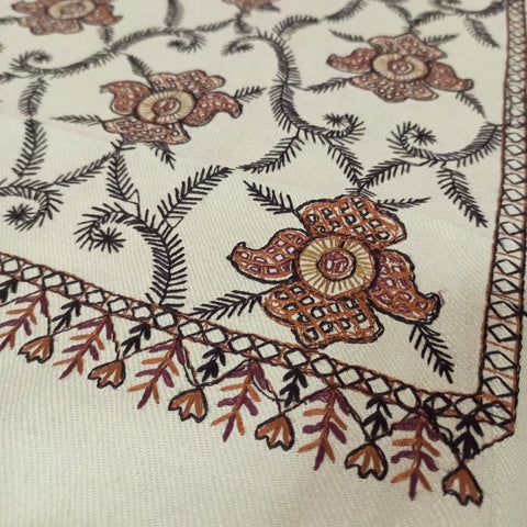 شال كشميري تفاحي مطرز شرقي - Lagonna | لاقونا شال كشميري تفاحي مطرز شرقي - Lagonna | لاقونا