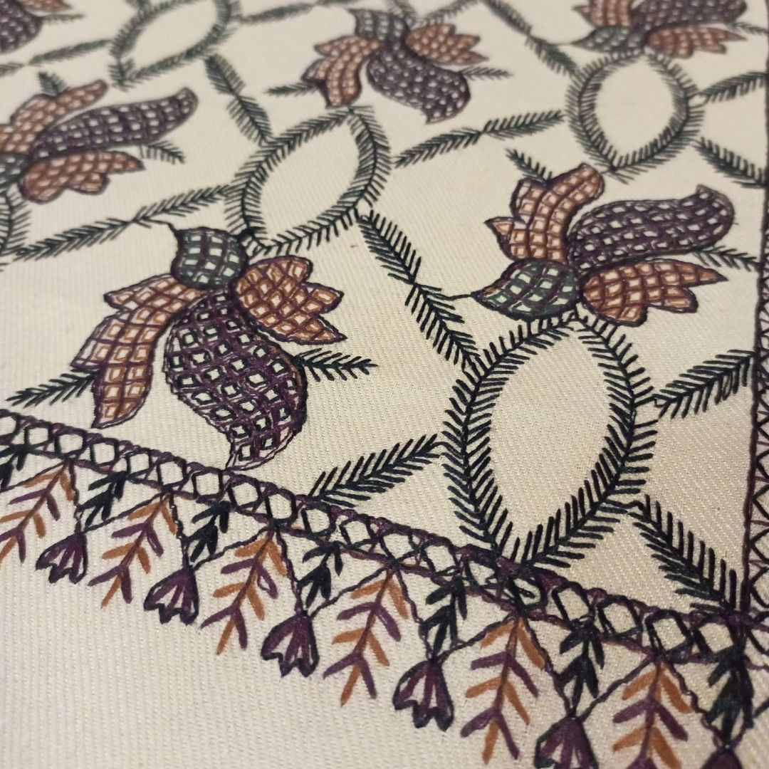 شال كشميري بيج غامق مطرز - Lagonna | لاقونا شال كشميري بيج غامق مطرز - Lagonna | لاقونا