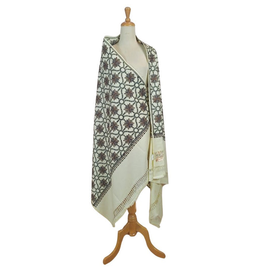 شال كشميري ابيض تصميم شرقي - Lagonna | لاقونا