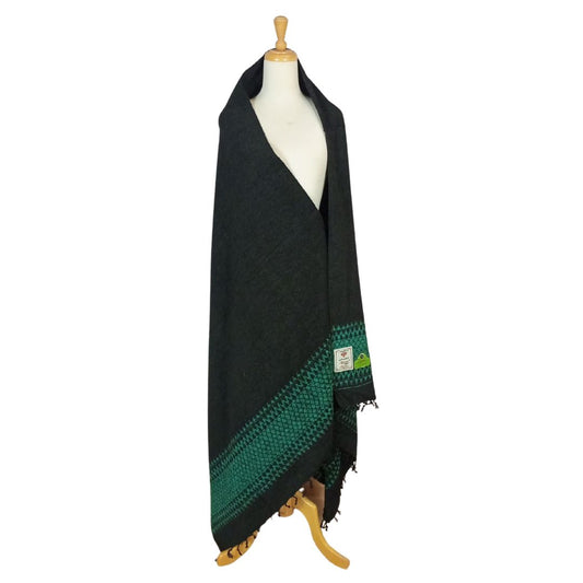 شال كشميري صوف اسود ناعم حزام نقش سداسي اخضر - Lagonna | لاقونا