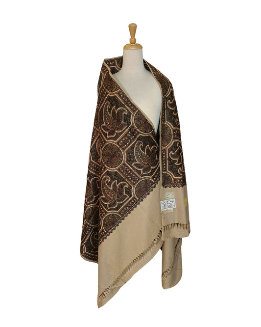 شال كشميري فاخر باللون البني