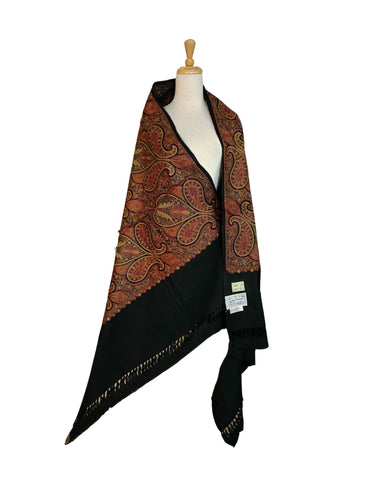 شال كشميري فاخر اسود مطرز طول مترين شال كشميري فاخر اسود مطرز طول مترين